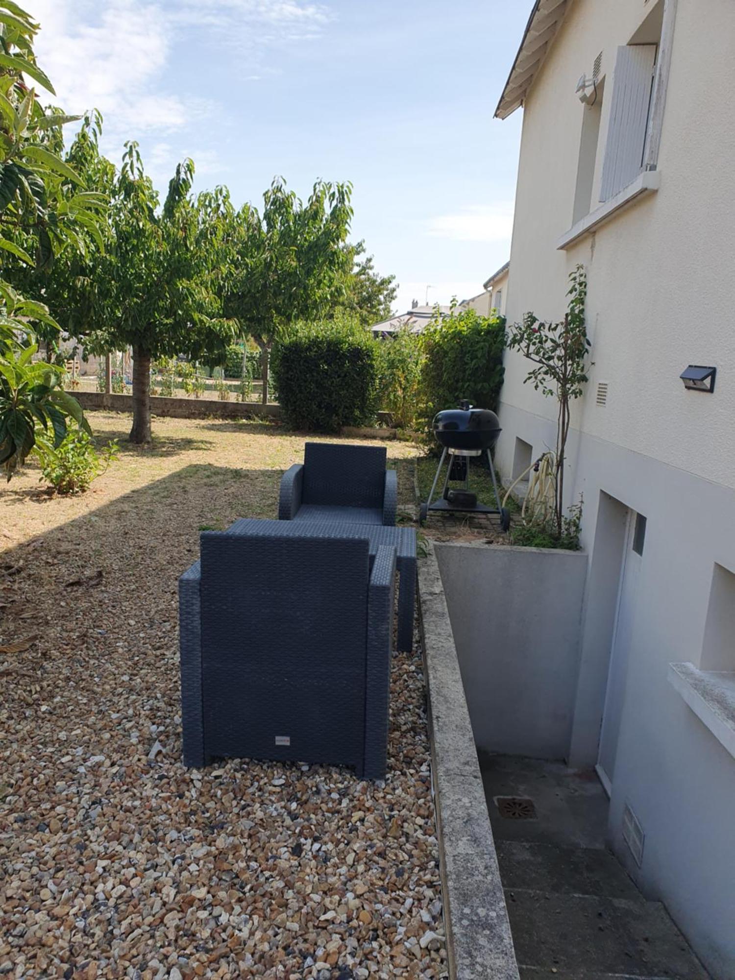 Charmante Maison Familiale Montoire-sur-le-Loir Exteriör bild